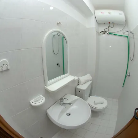 Eduart Apartment